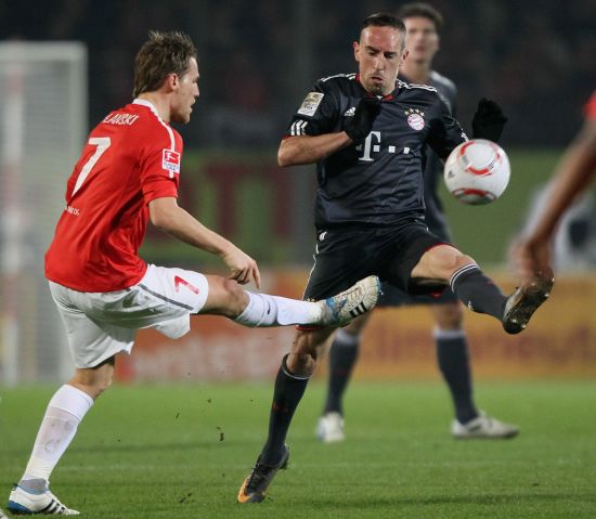 而是指出 而是指出